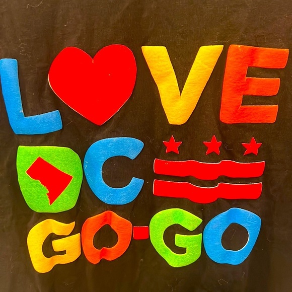 Black Unisex Medium DC Parade Shirt | ‘LOVE DC GO-GO’ | Fun & Festive - Picture 2 of 5